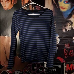 blue striped long sleeve🌀